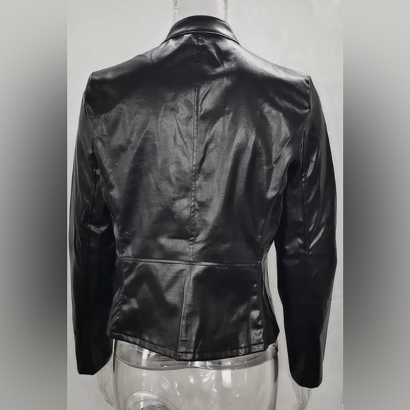 Cropped Moto Women's PU Faux Leather Look Zipper Jacket - Picture 5 of 7